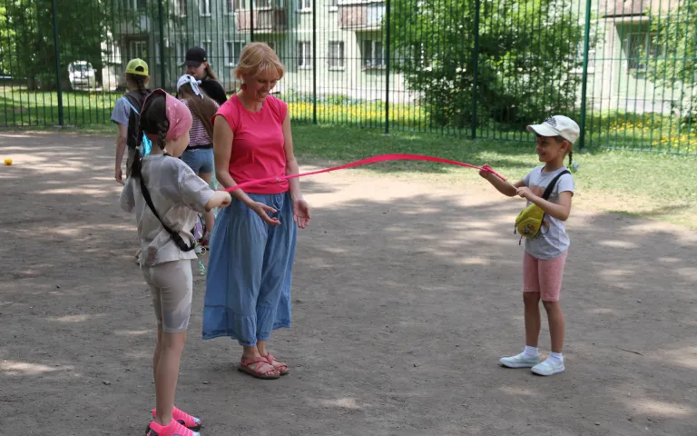 Соревнование на скорости сматывания ленты