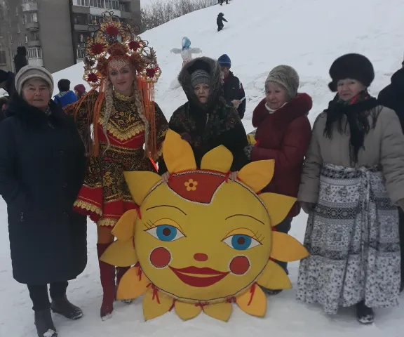 масленица солнце