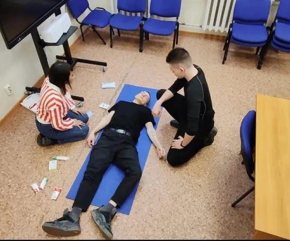 Волонтеры-медики