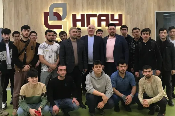 диалог на равных