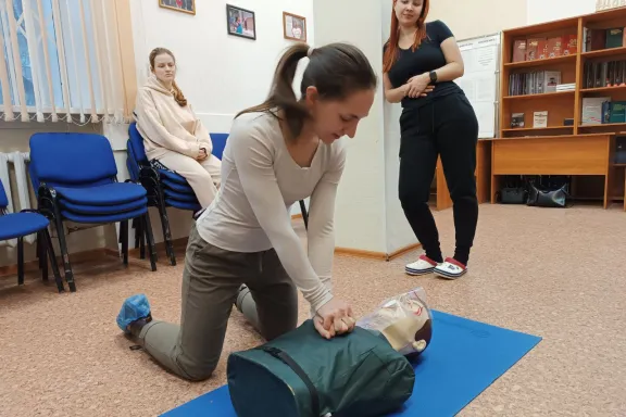 Волонтеры-медики